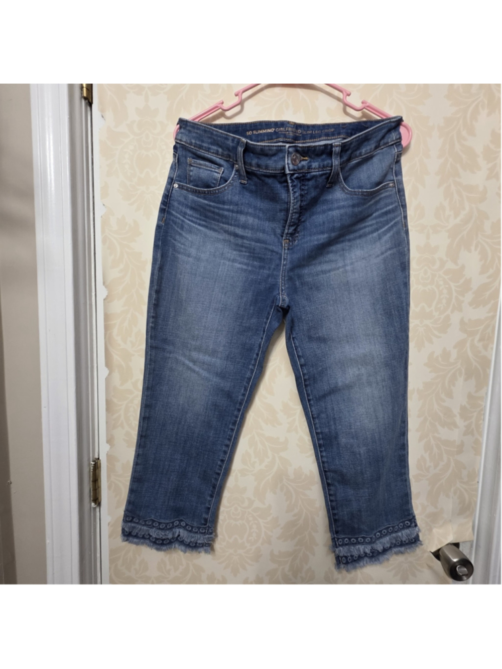 Chicos Boho Hippie So Slimming Girlfriend Slim Leg Crop Jeans Eyelet Fringe